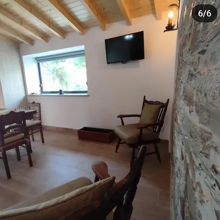 Casa Da Eira Holiday home Pinheiro de Coja